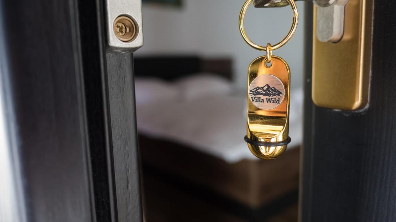 Villa Wild Rooms Jiet ภายนอก รูปภาพ